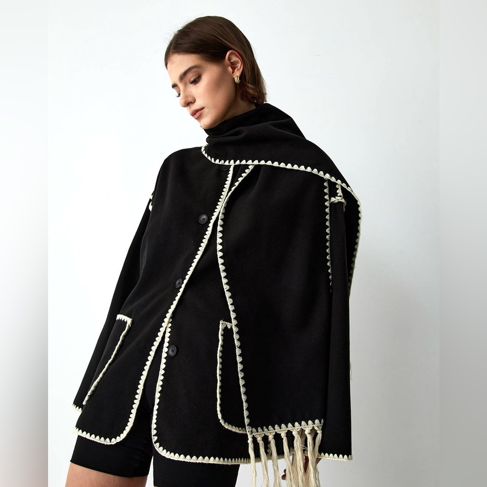 Commense Contrast Trim Jacket (just the jacket, no scarf) - Size L - Picture 3 of 16